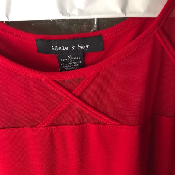🎄Adele & Mae women’s top - Picture 2 of 3